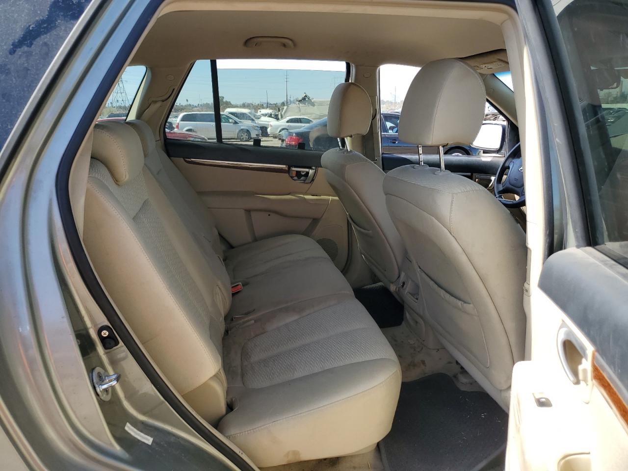 2009 Hyundai Santa Fe - Image 10