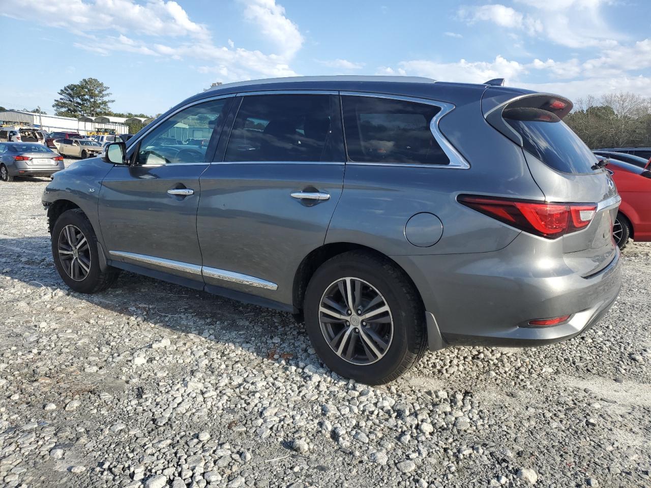 2016 Infiniti QX60 - Image 2