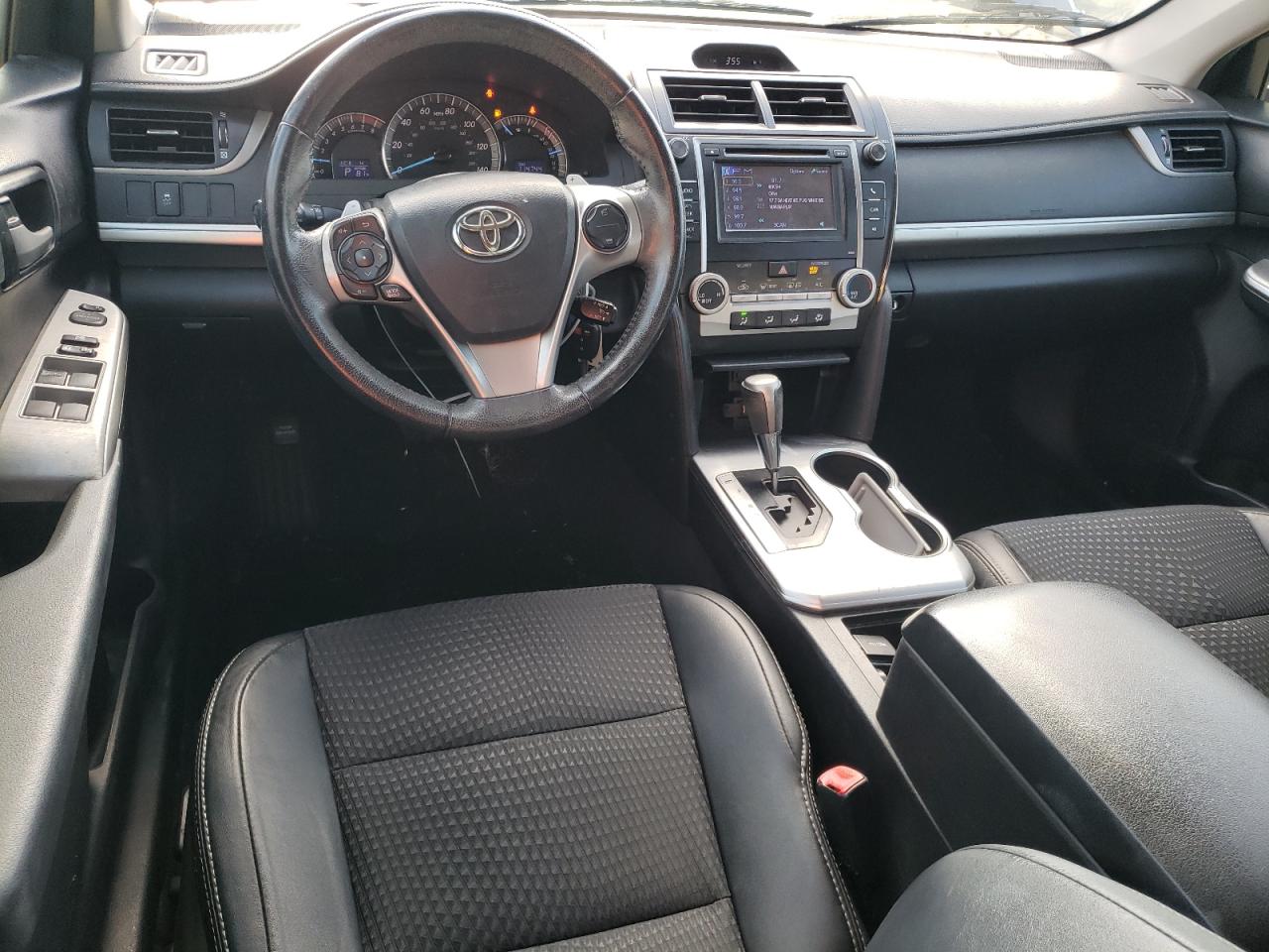 2013 Toyota Camry - Image 8