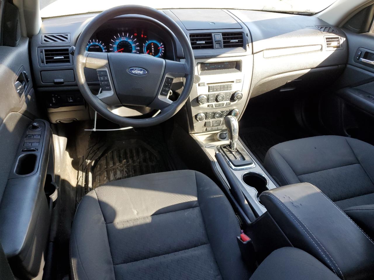2010 Ford Fusion - Image 8