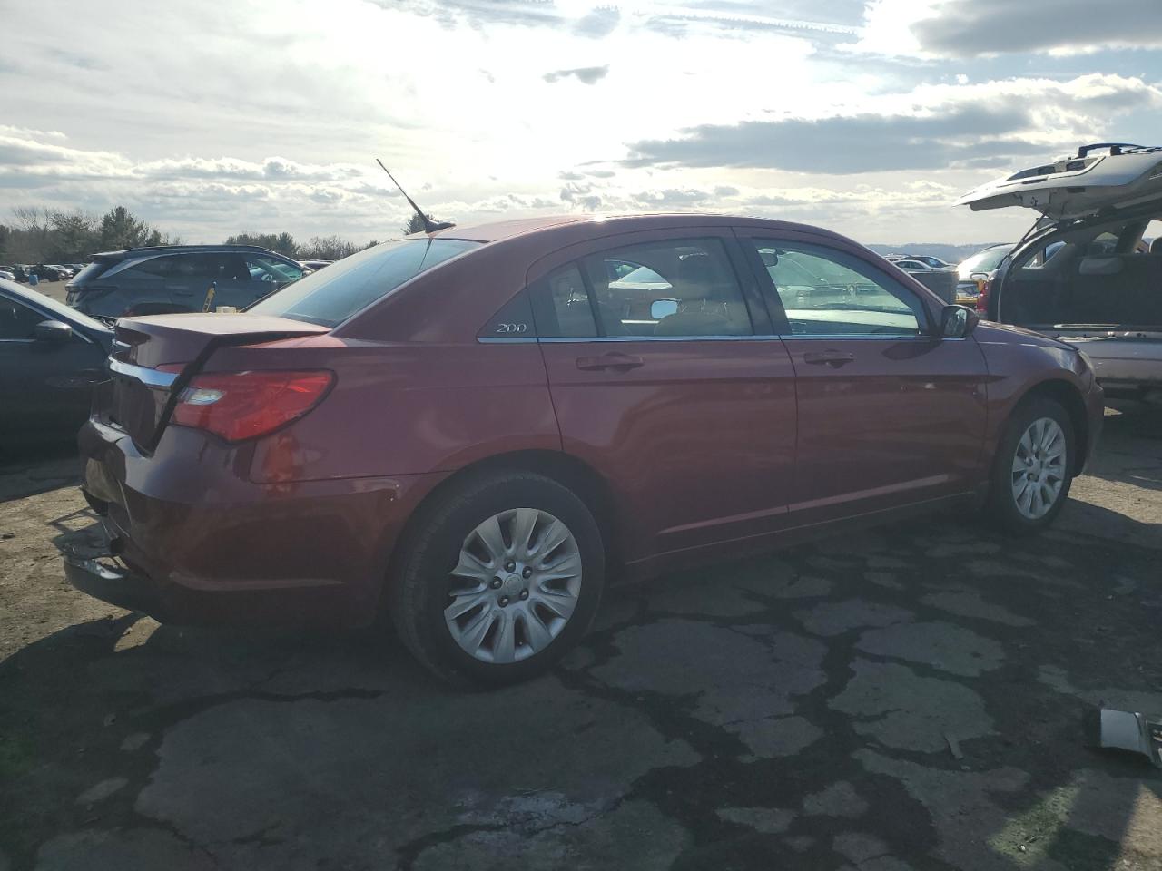 2011 Chrysler 200 - Image 3