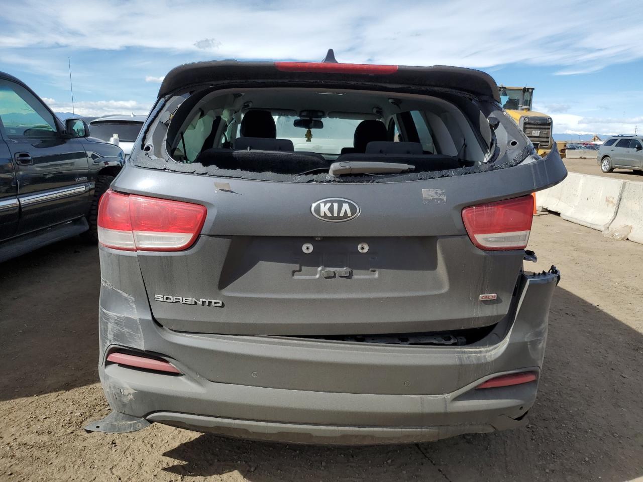 2018 Kia Sorento - Image 6