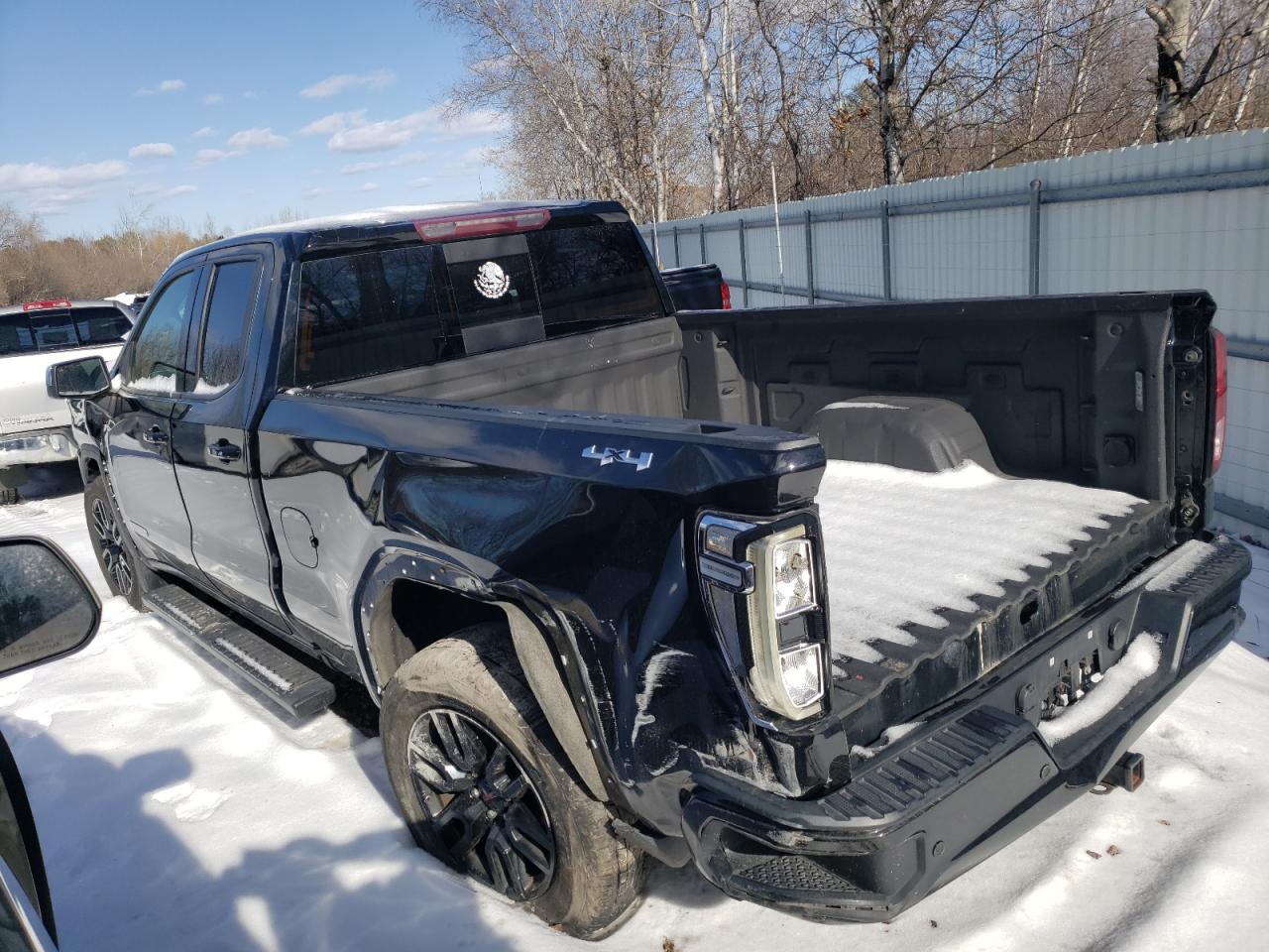 2019 GMC Sierra - Image 2