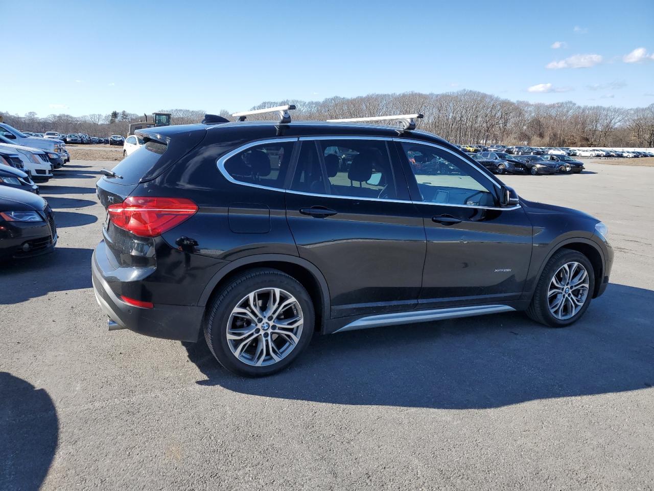 2017 BMW X1 - Image 3