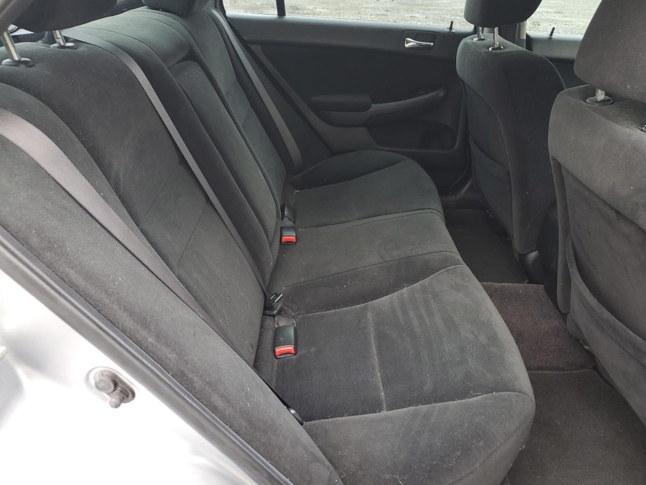 2006 Honda Accord - Image 10