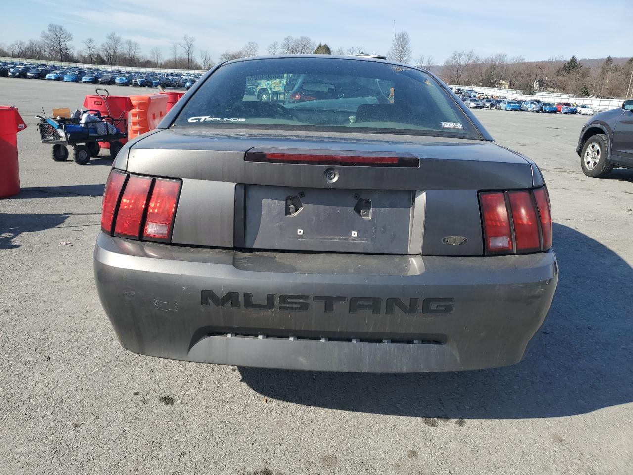 2004 Ford Mustang - Image 6