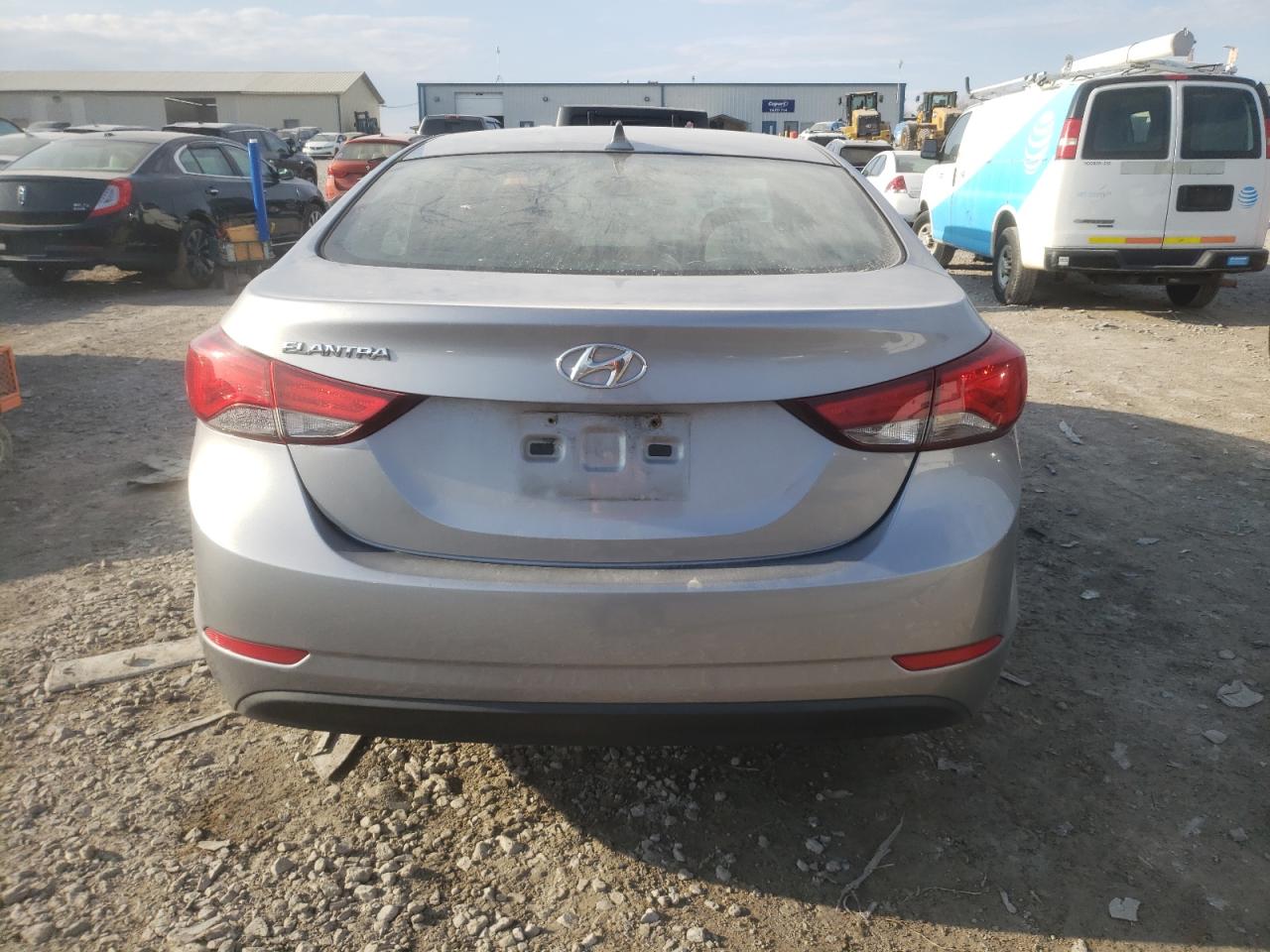2015 Hyundai Elantra - Image 6