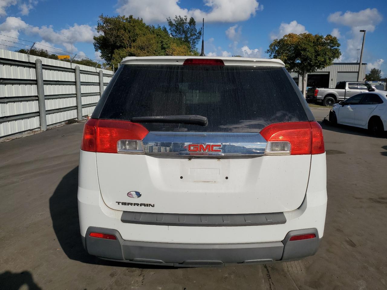 2011 GMC Terrain - Image 6