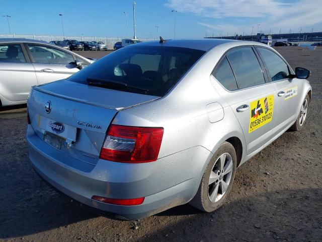 2016 SKODA OCTAVIA SE