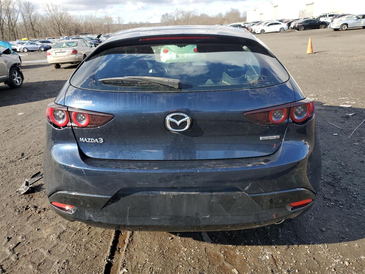 2021 Mazda 3 - Image 6