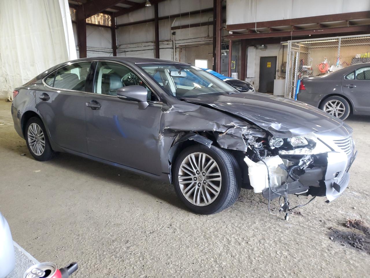 2013 Lexus ES - Image 4