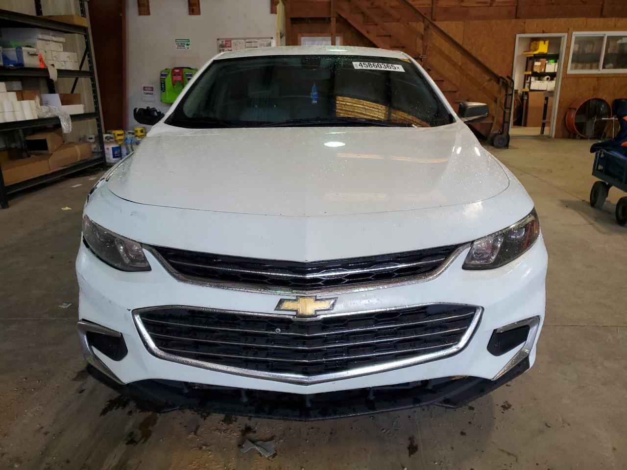 2017 Chevrolet Malibu - Image 5