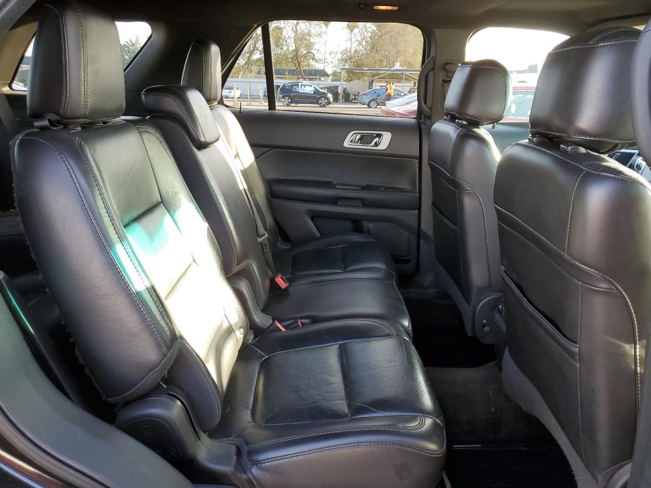 2013 Ford Explorer - Image 11