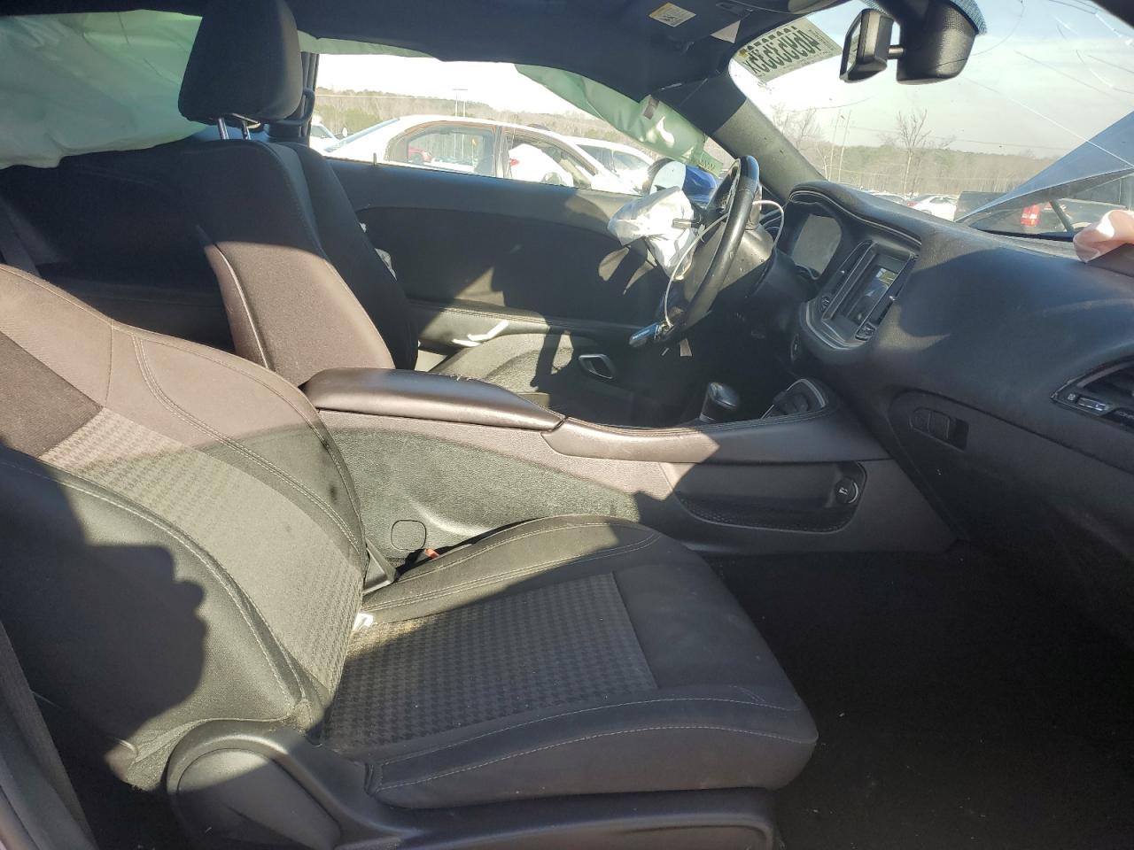 2019 Dodge Challenger - Image 7