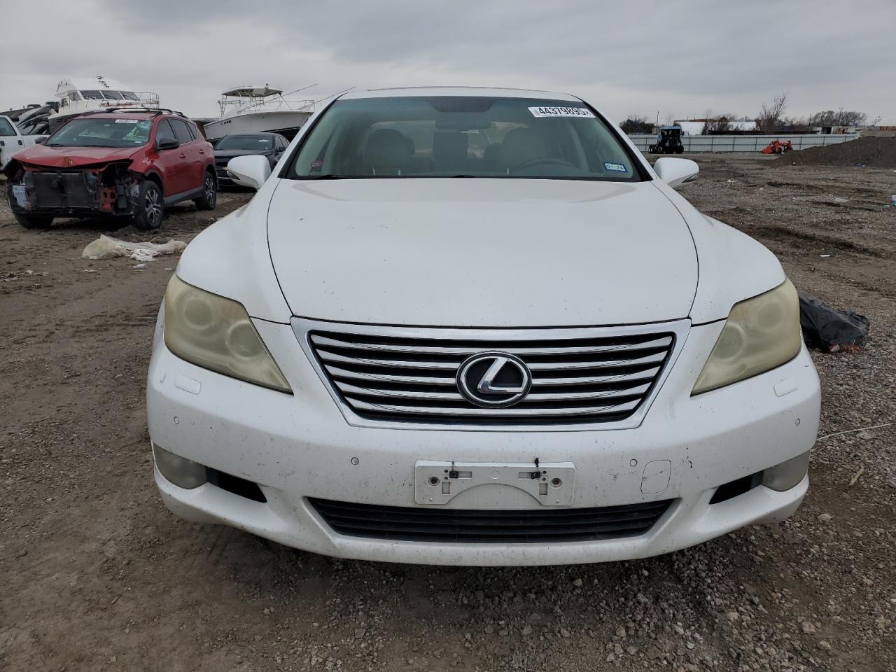 2011 Lexus LS - Image 5