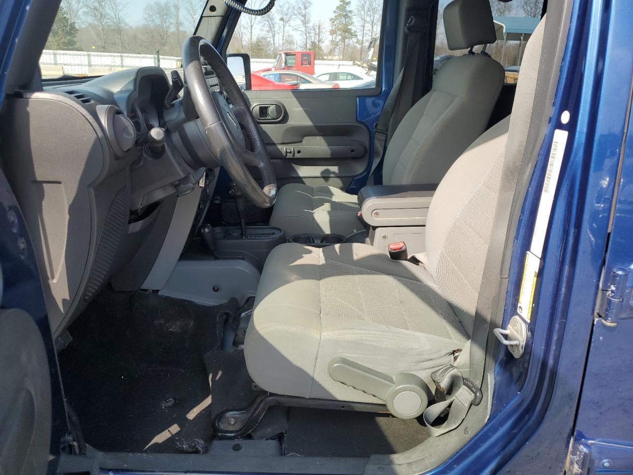 2009 Jeep Wrangler - Image 7
