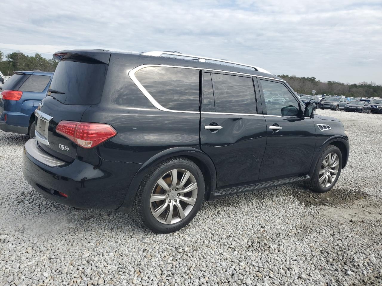 2013 Infiniti QX56 - Image 3