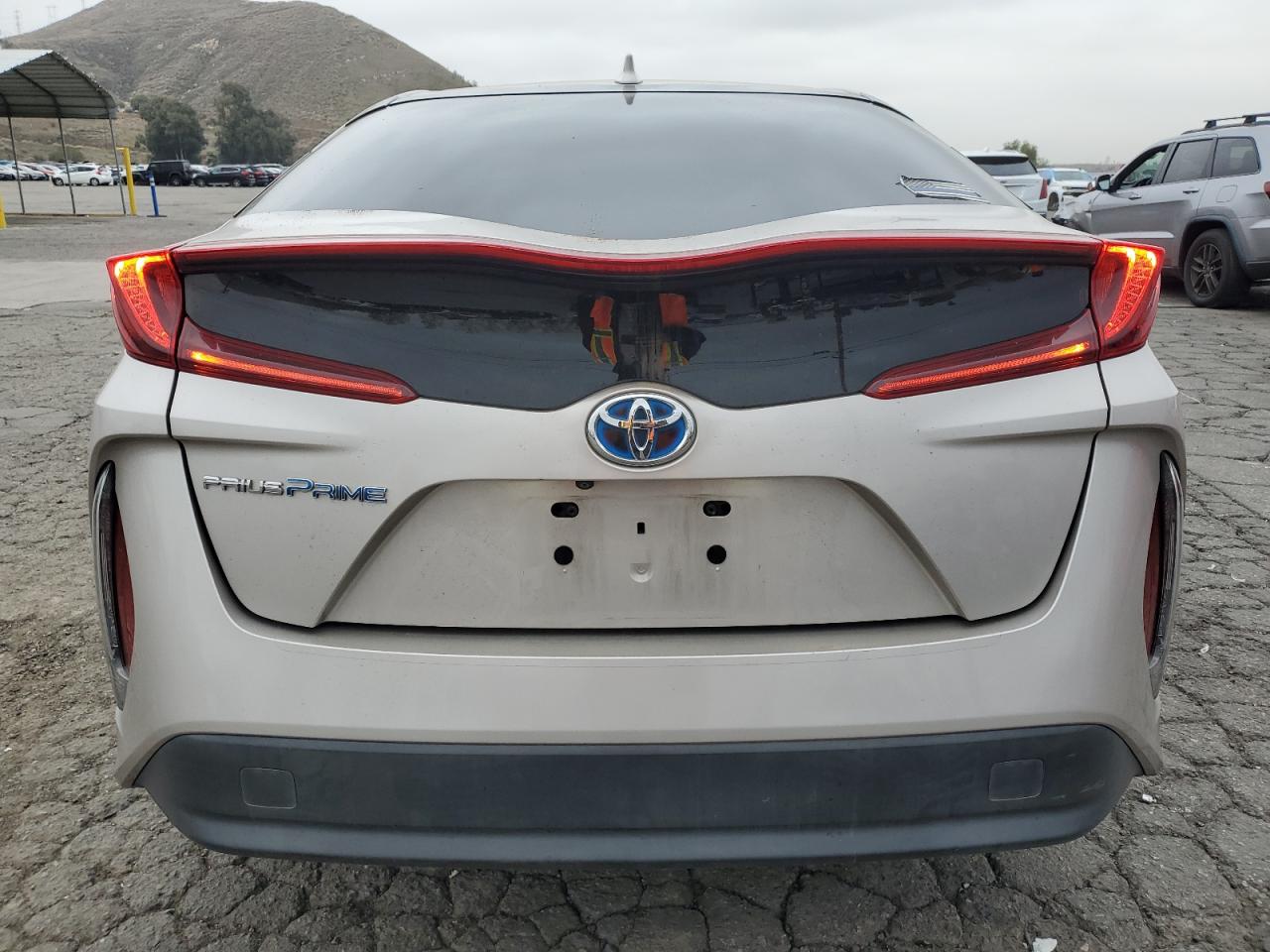 2017 Toyota Prius - Image 6