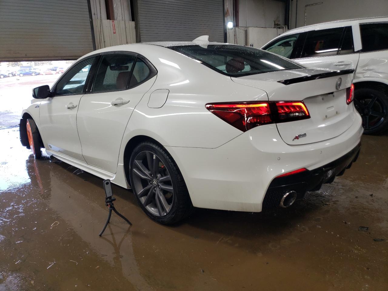 2019 Acura TLX - Image 2