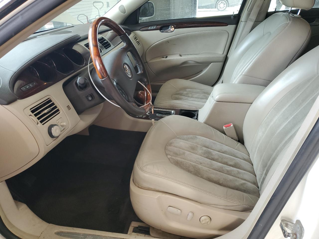 2008 Buick Lucerne - Image 7