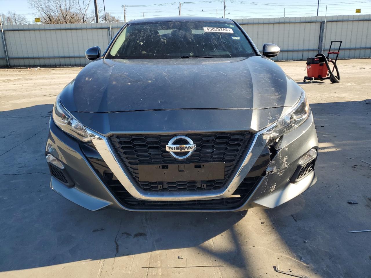 2019 Nissan Altima - Image 5