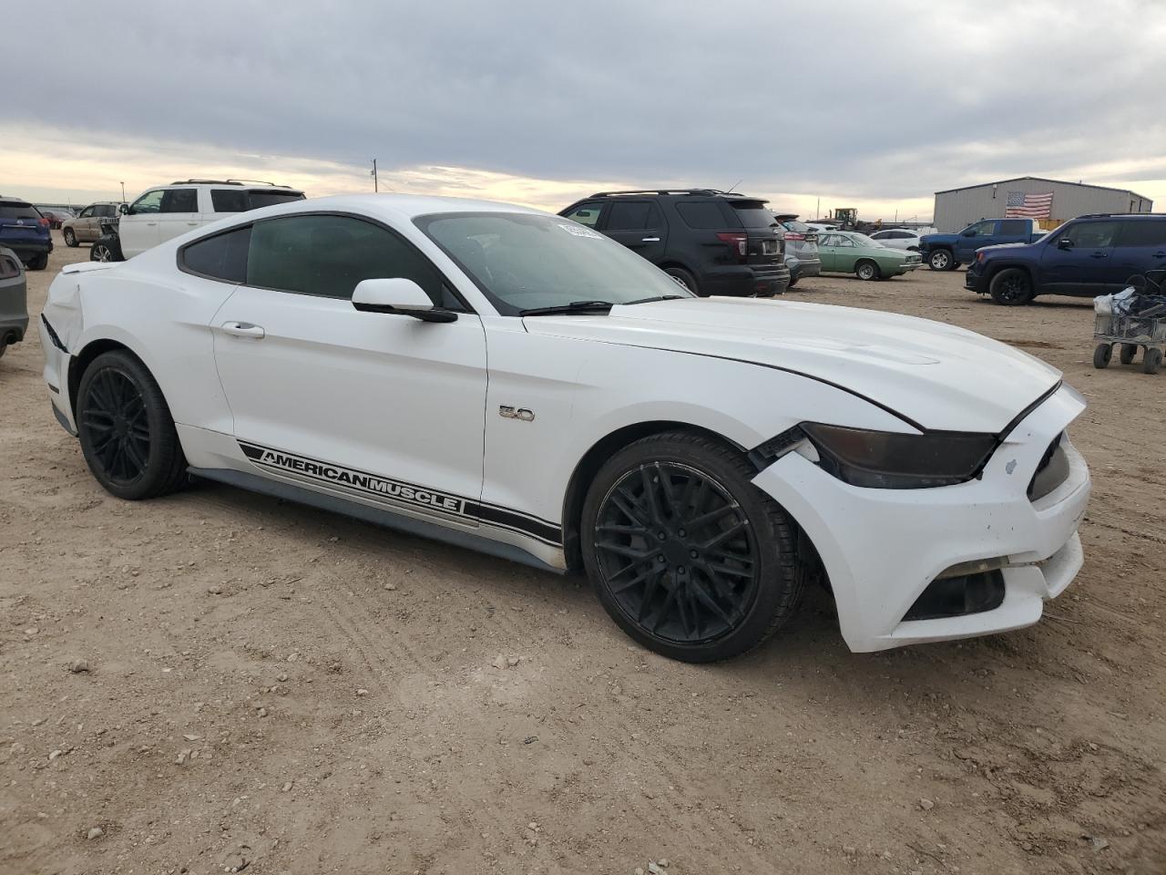 2015 Ford Mustang - Image 4
