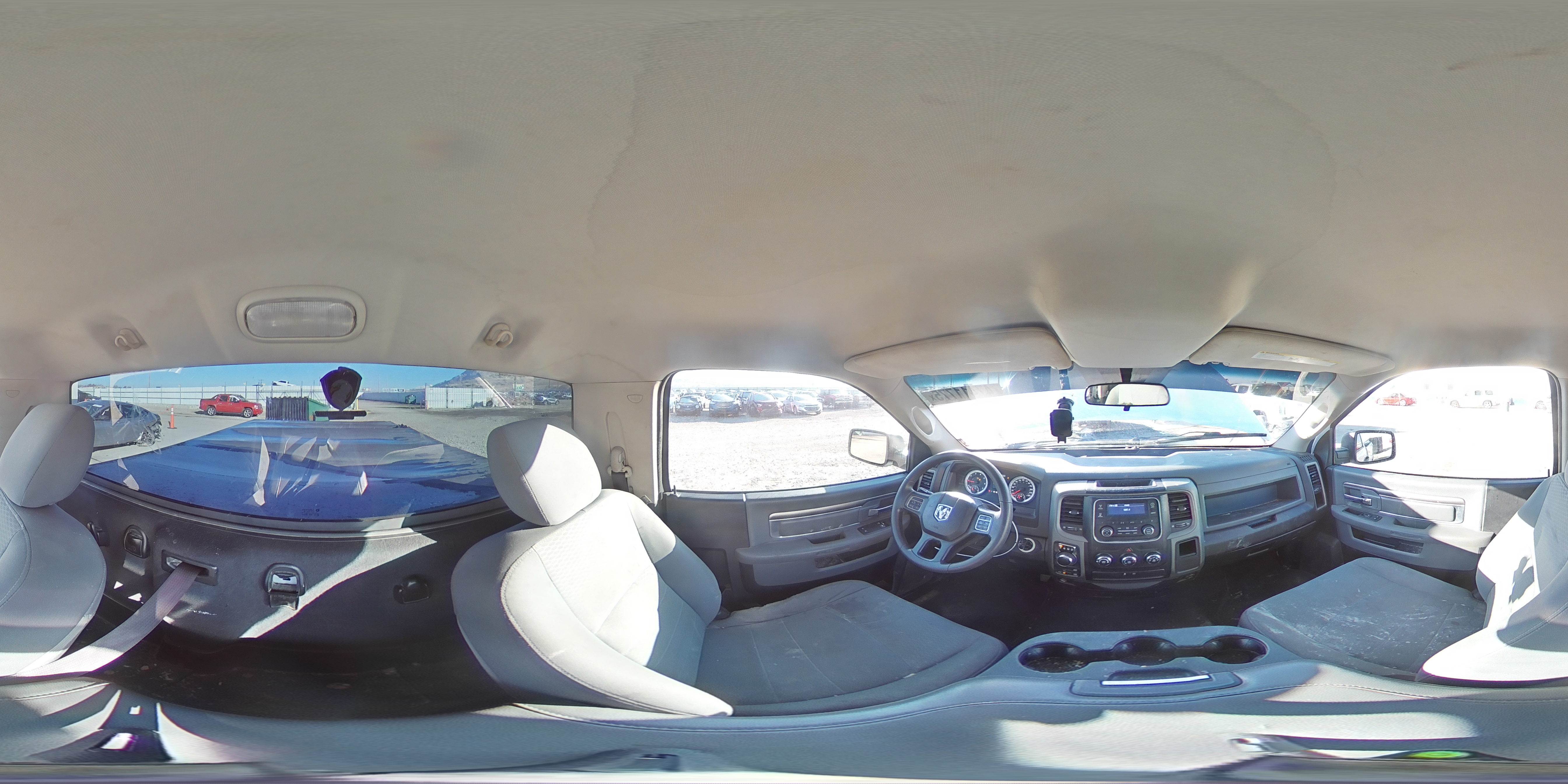 2015 RAM 1500 - Image 13