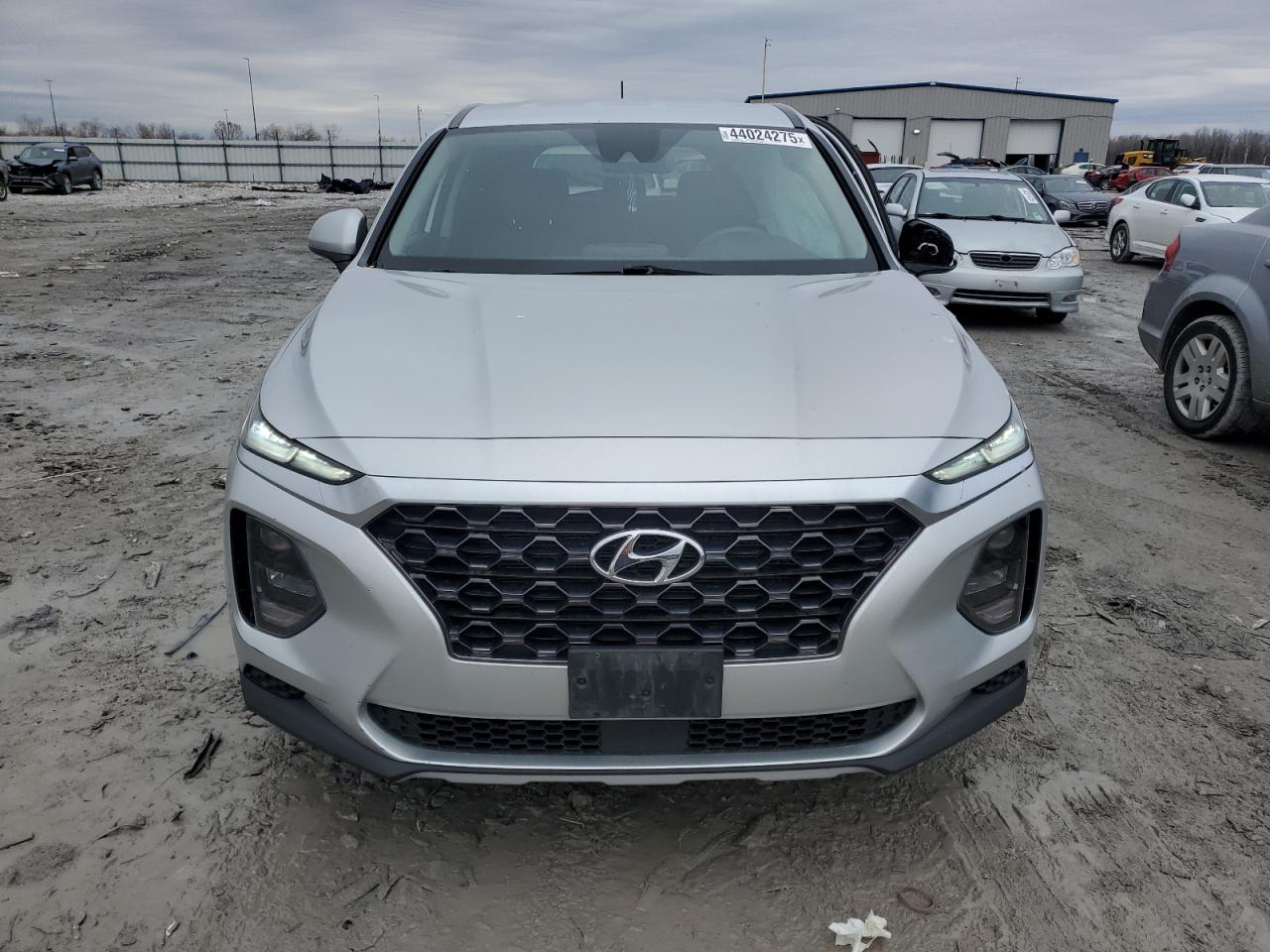 2019 Hyundai Santa Fe - Image 5