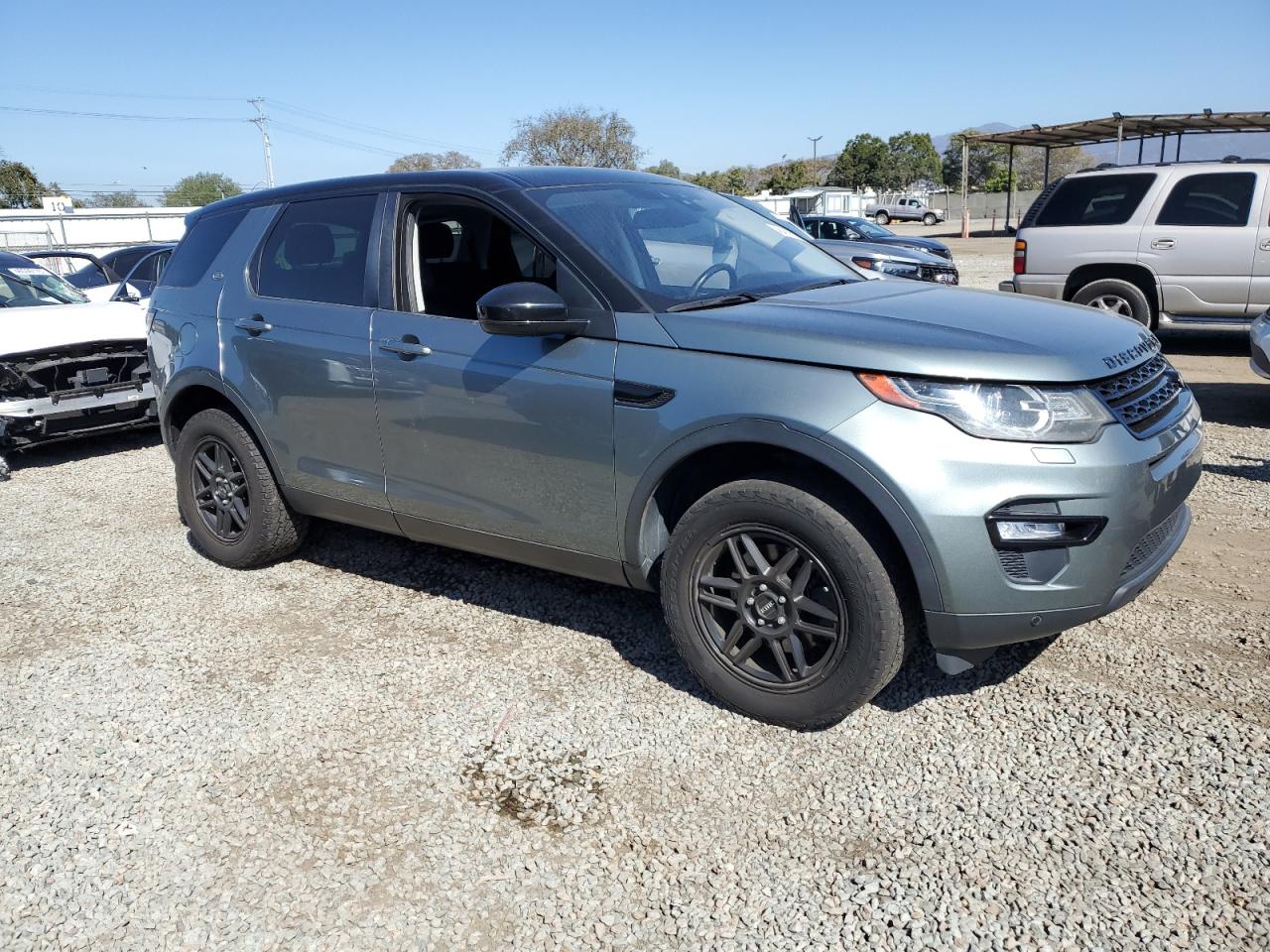 2016 Land Rover Discovery - Image 4