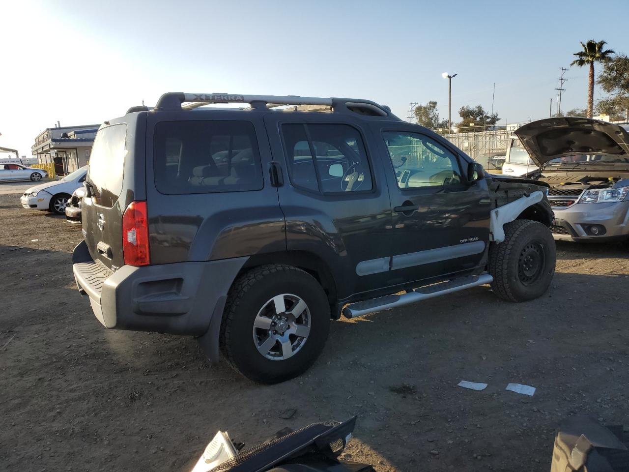 2010 Nissan XTerra - Image 3