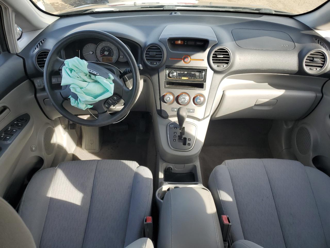 2007 Kia Rondo - Image 8