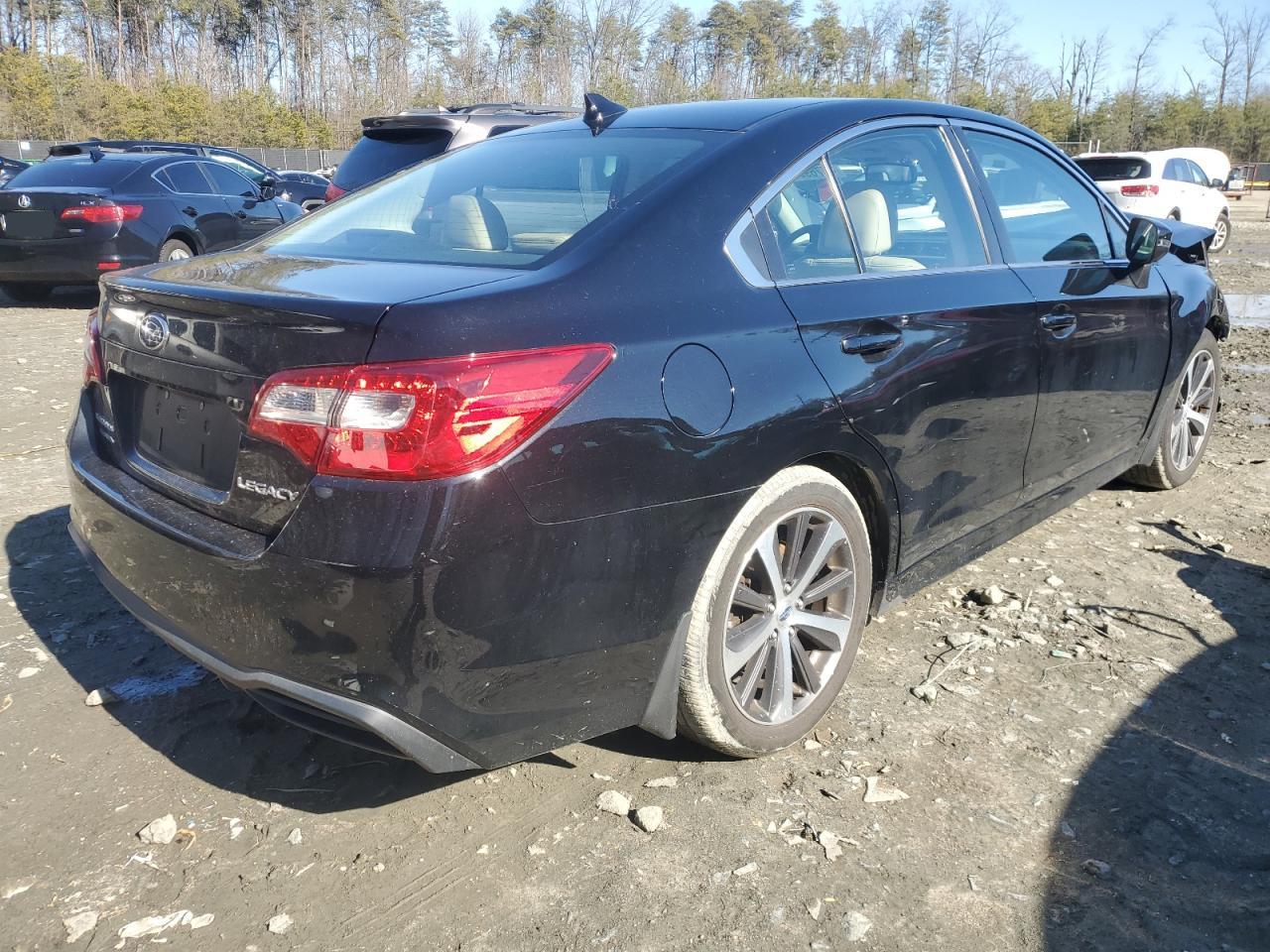 2018 Subaru Legacy - Image 3