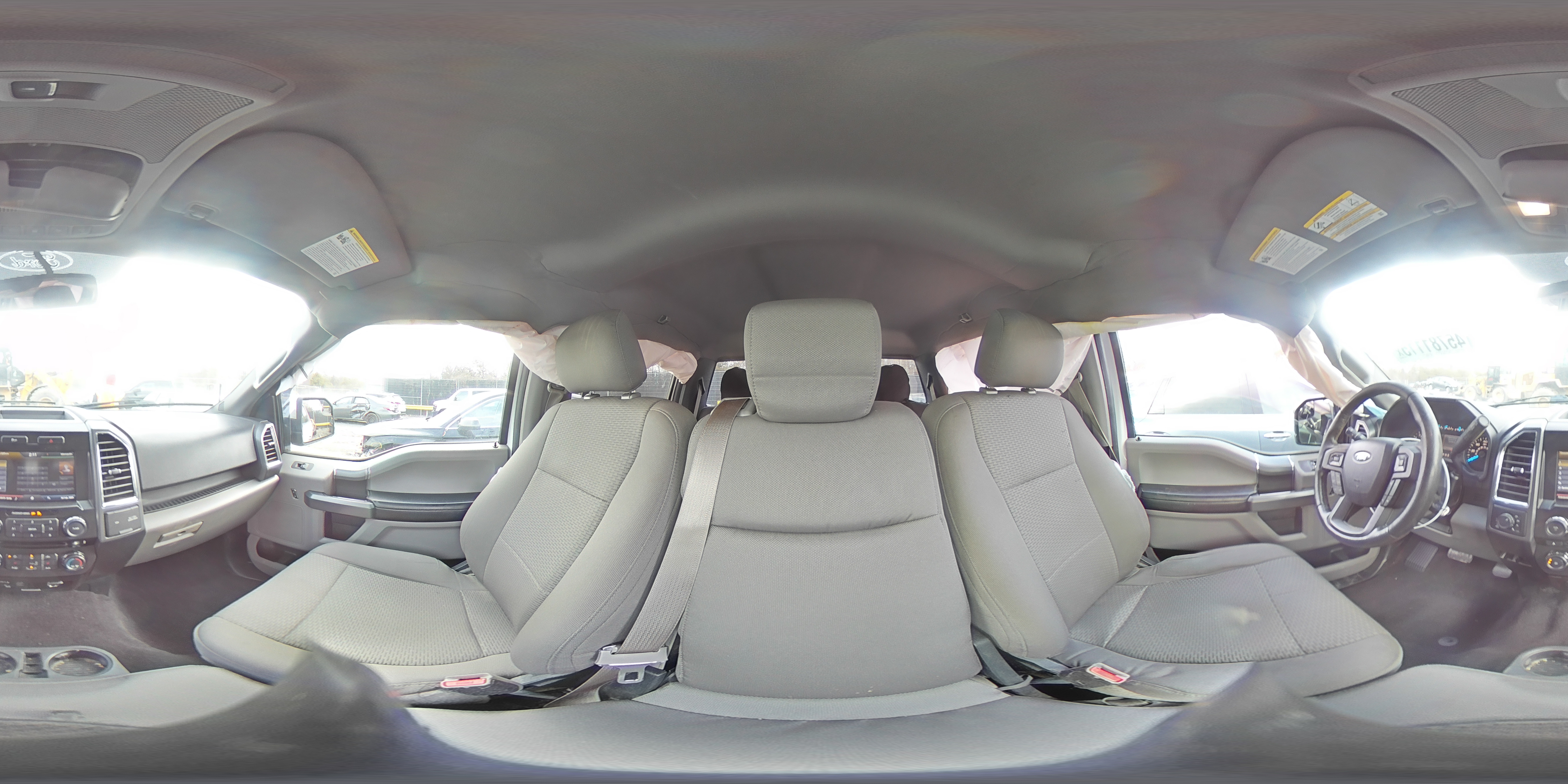 2015 Ford F-150 - Image 13