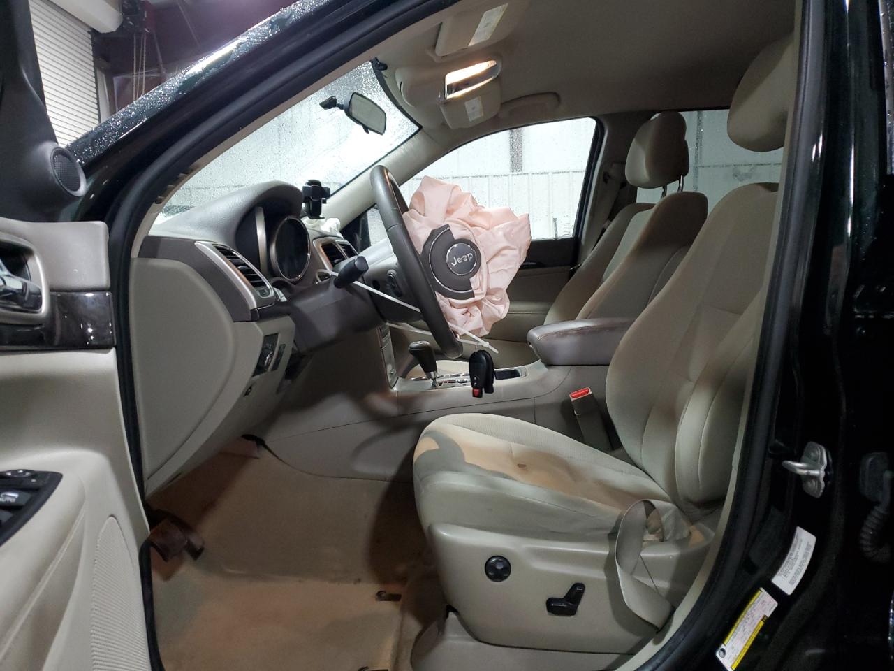 2012 Jeep Grand Cherokee - Image 7