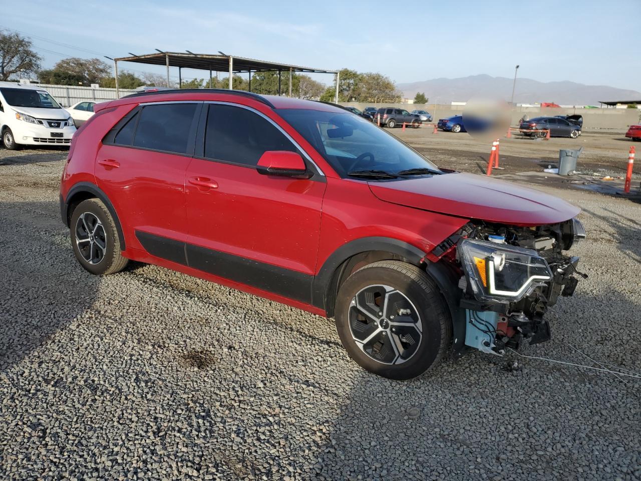 2024 Kia Niro - Image 4