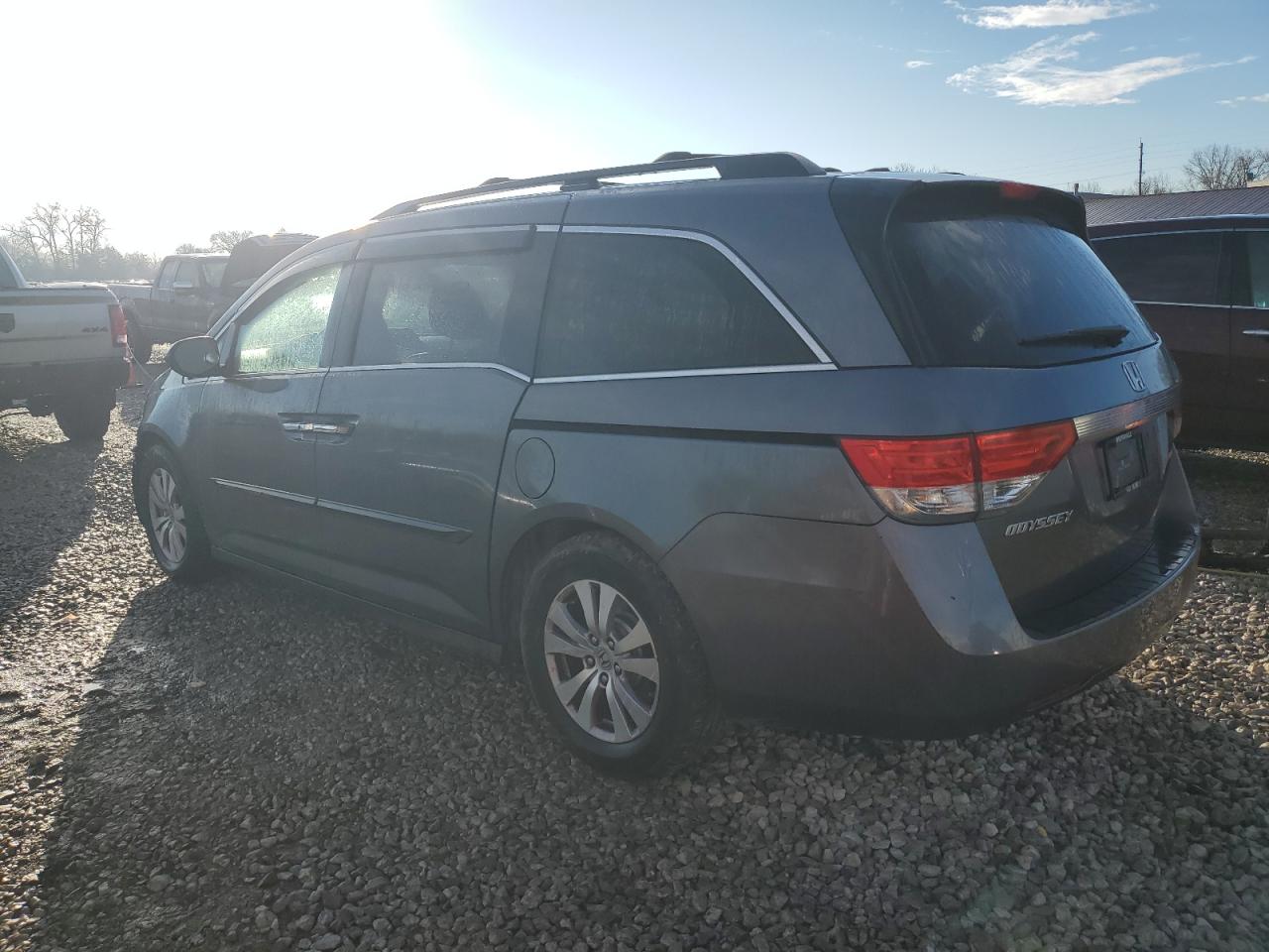 2014 Honda Odyssey - Image 2