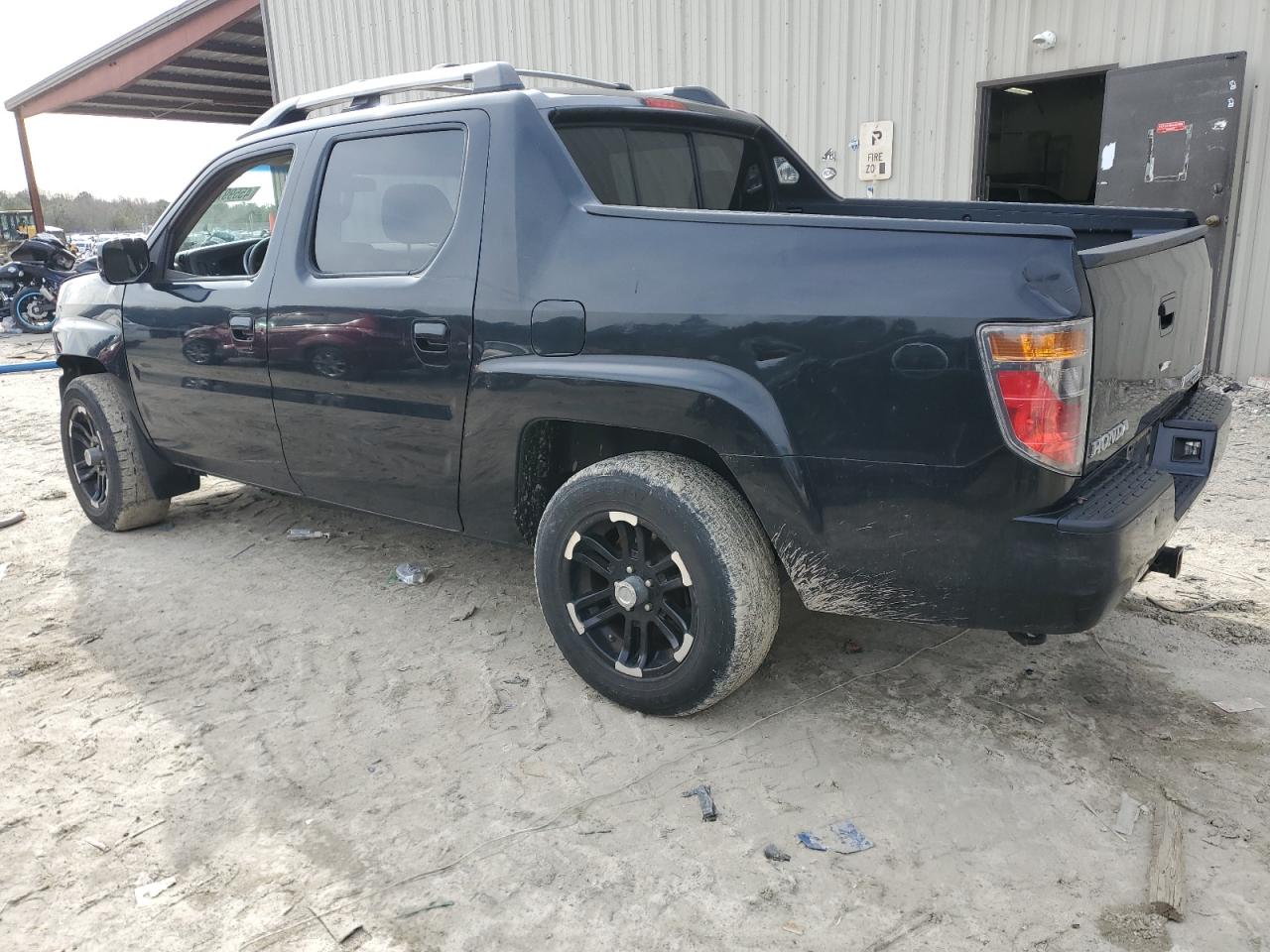 2006 Honda Ridgeline - Image 2