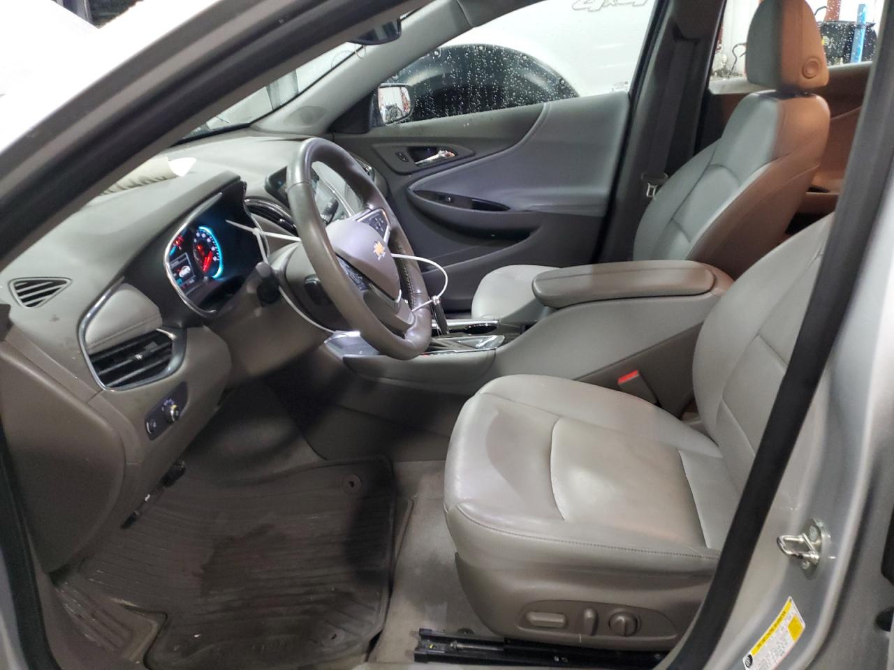 2018 Chevrolet Malibu - Image 7