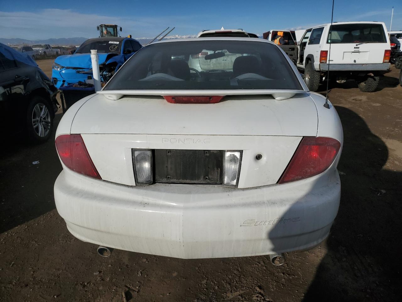 2003 Pontiac Sunfire - Image 6