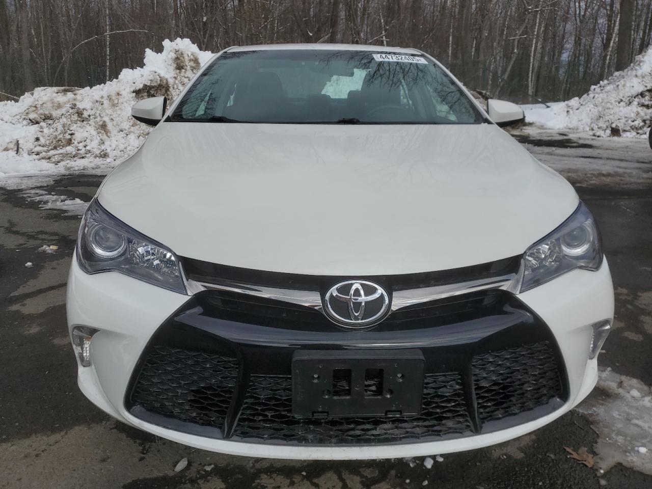 2017 Toyota Camry - Image 5