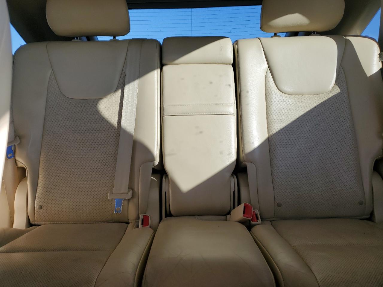 2012 Lexus RX - Image 10