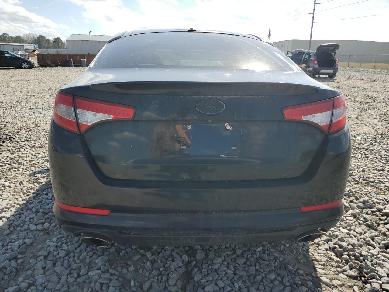 2012 Kia Optima - Image 6