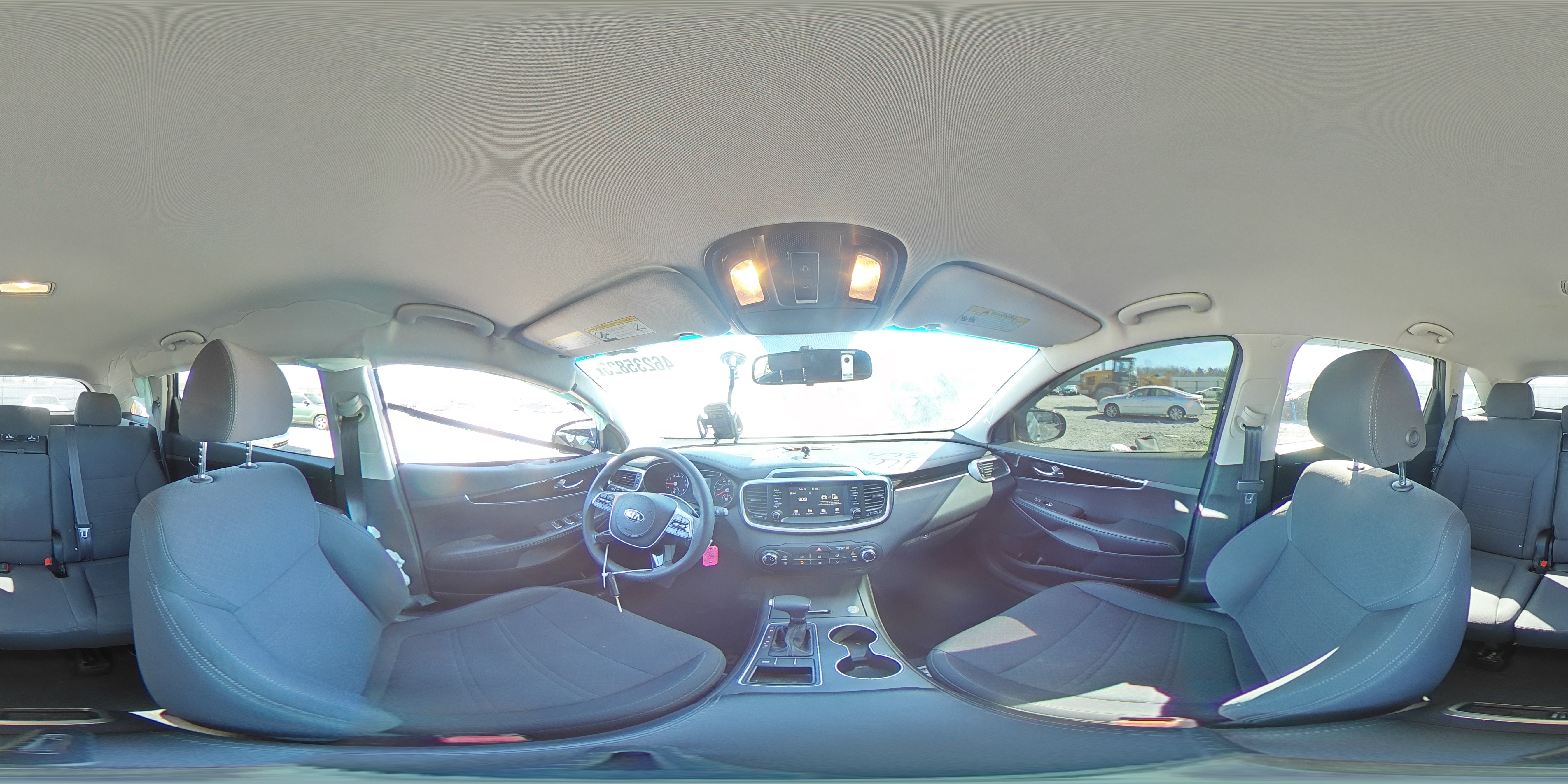 2020 Kia Sorento - Image 14