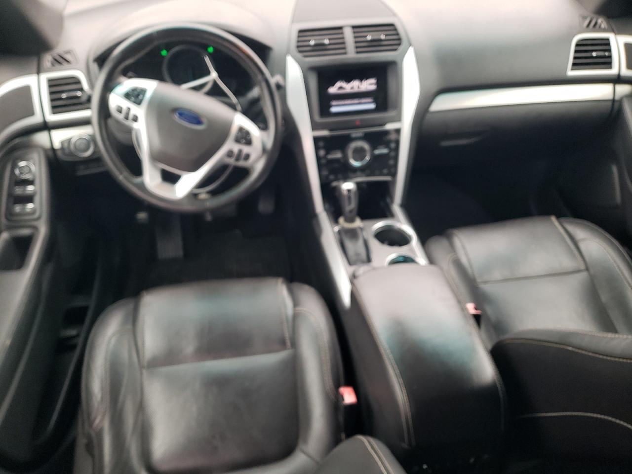 2013 Ford Explorer - Image 8