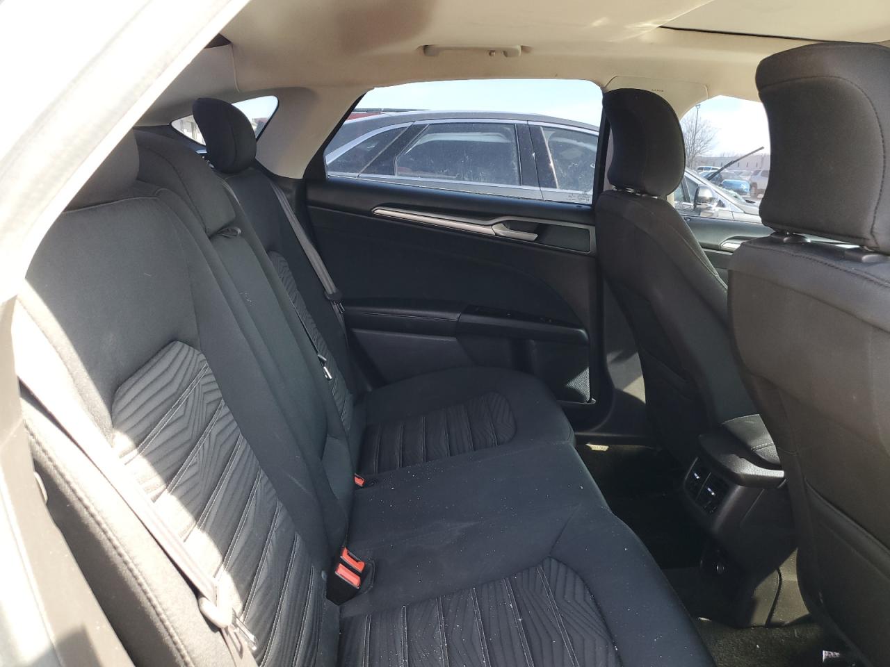 2016 Ford Fusion - Image 10