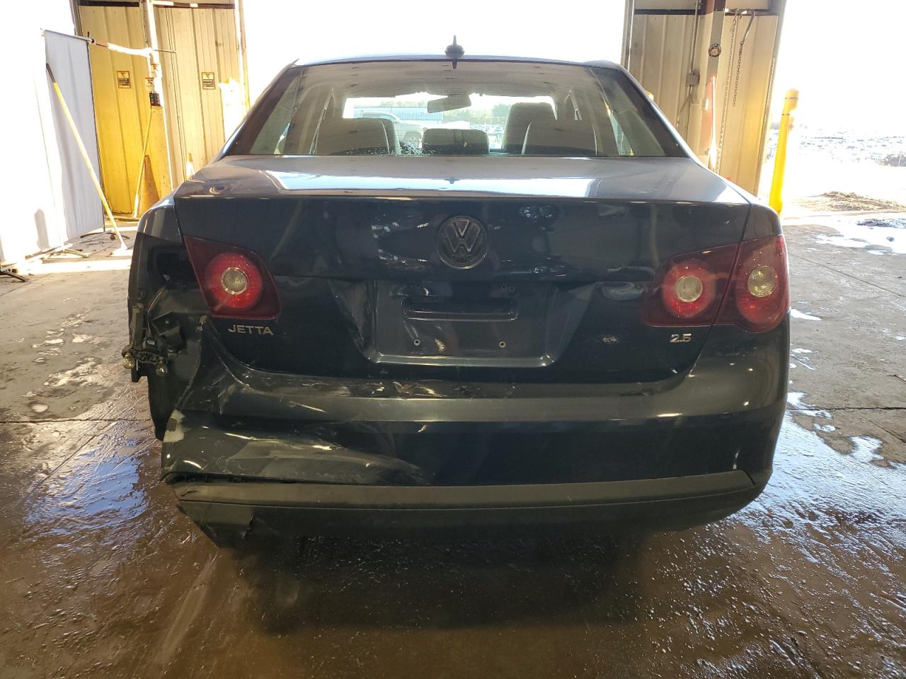 2009 Volkswagen Jetta - Image 6