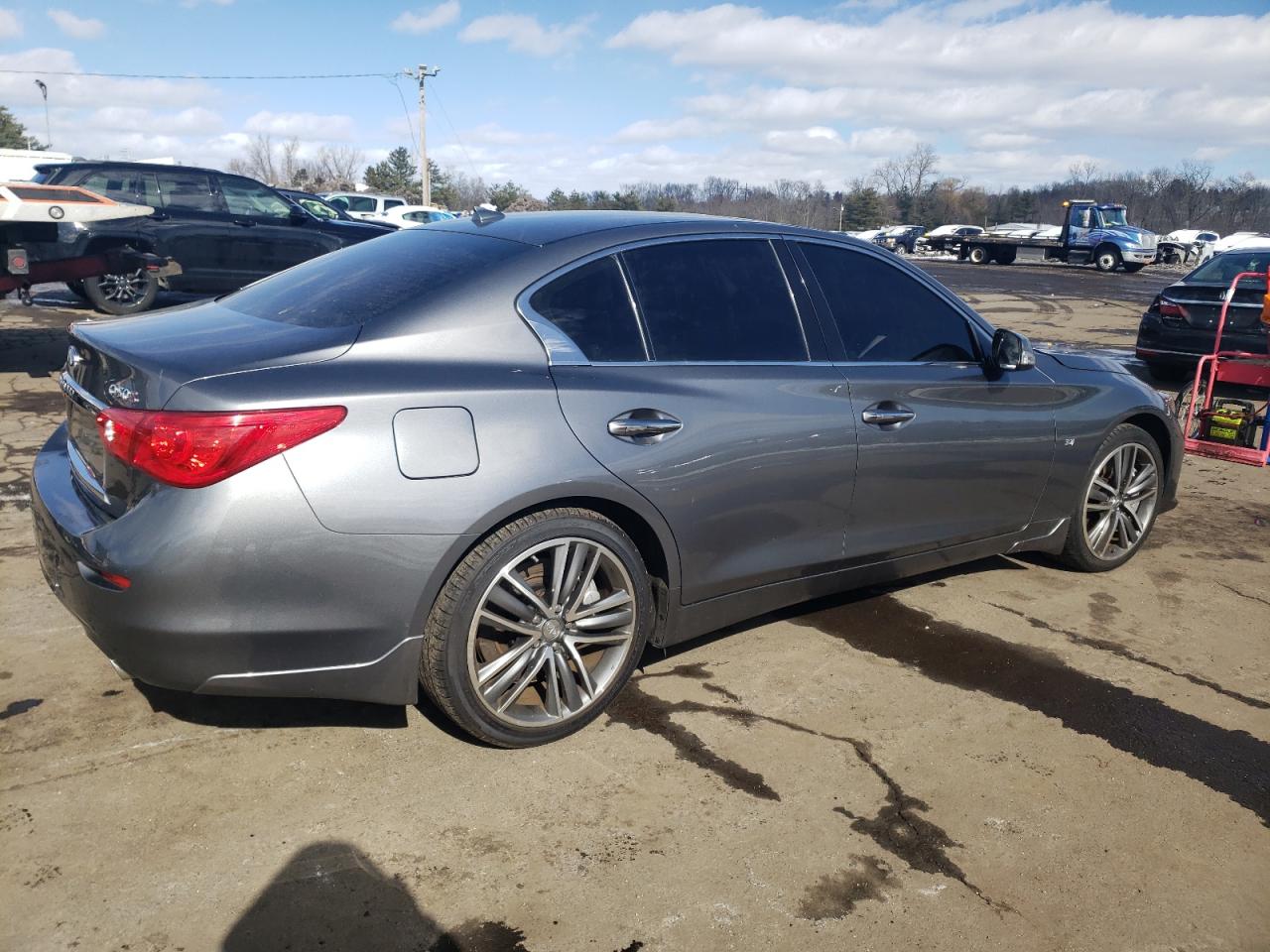 2015 Infiniti Q50 - Image 3