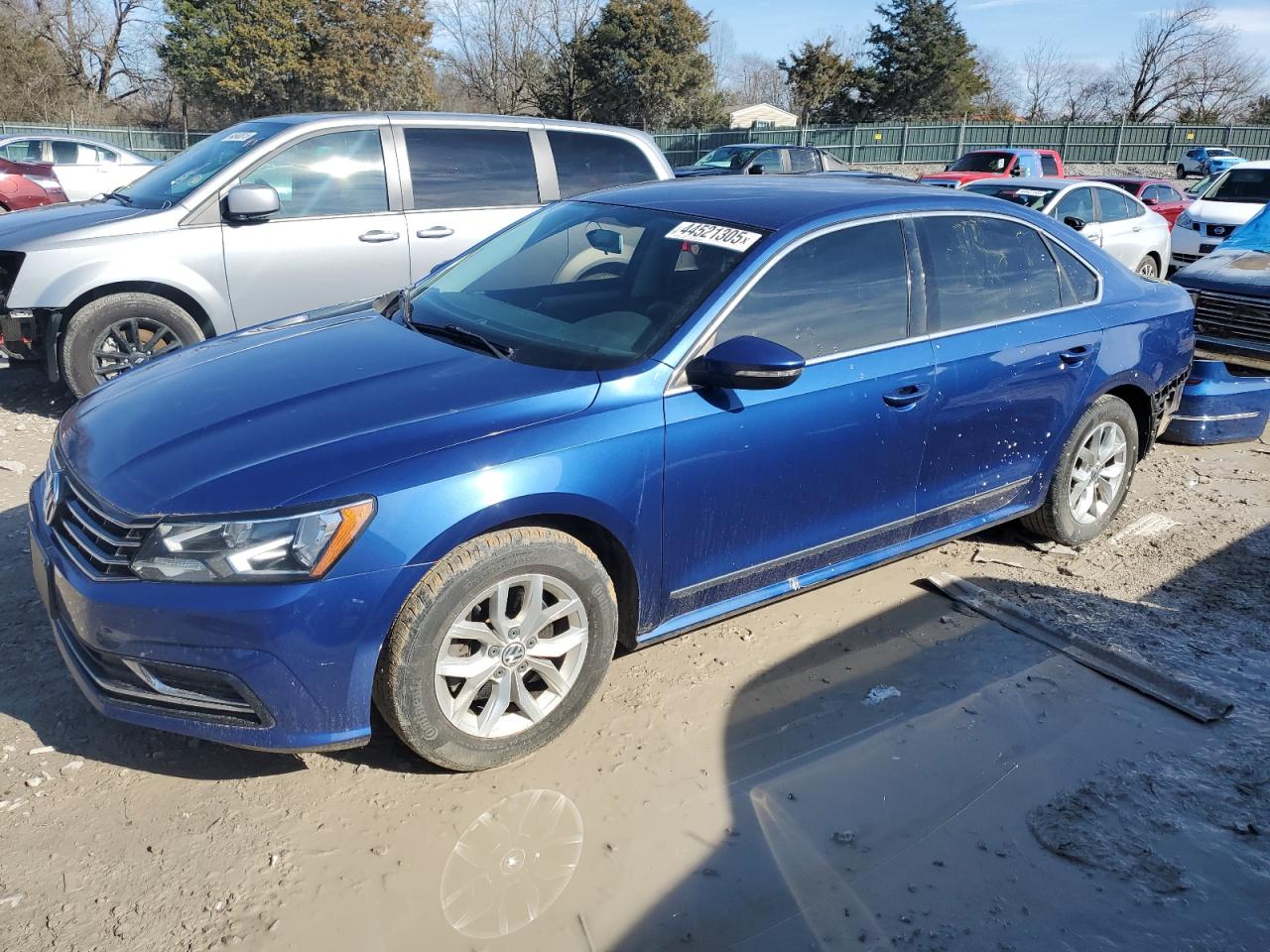 2016 Volkswagen Passat - Image 1