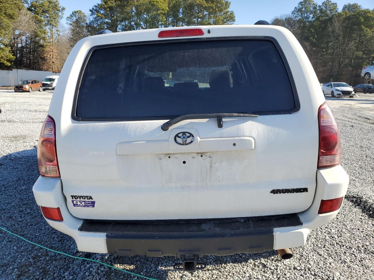 2004 Toyota 4Runner - Image 6