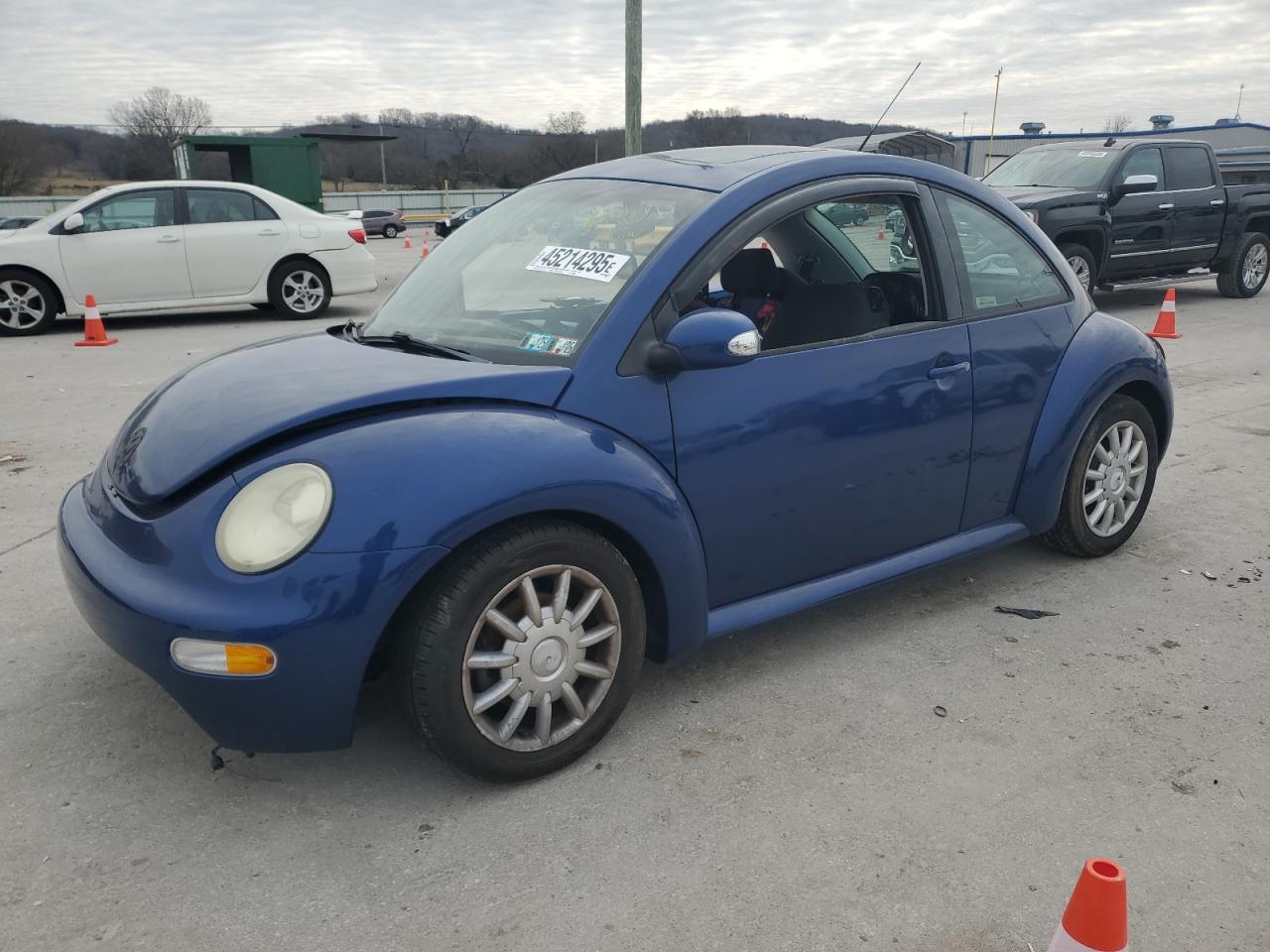 2004 Volkswagen Beetle - Image 1
